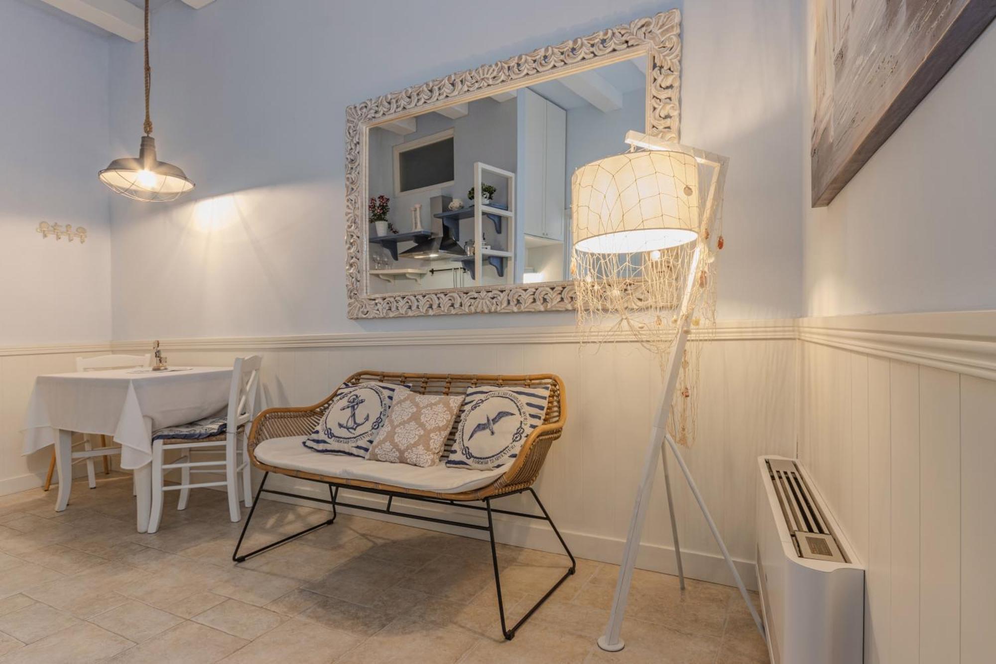 Chiasso S. Anna Relax Apartments Near The Sea Монополи Екстериор снимка