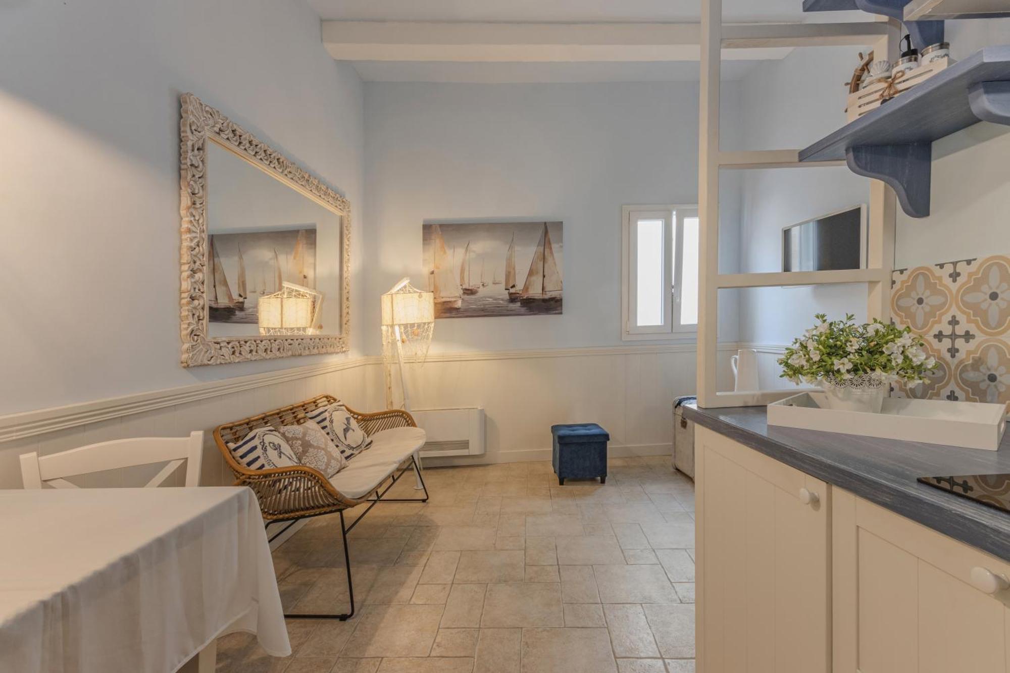 Chiasso S. Anna Relax Apartments Near The Sea Монополи Екстериор снимка